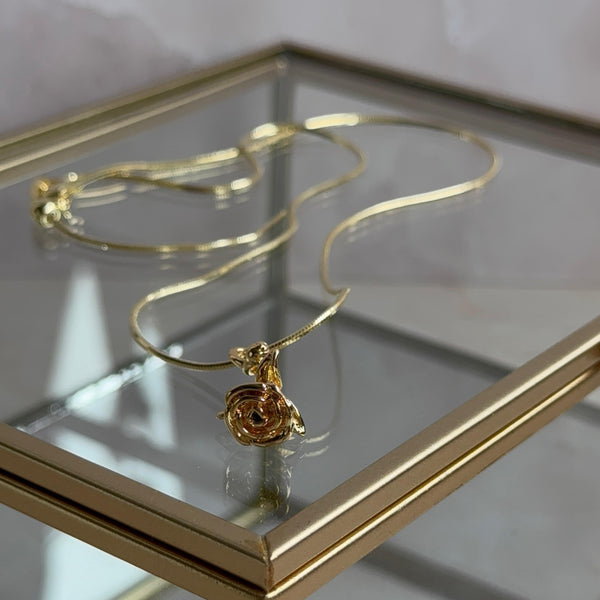 Collar Rose