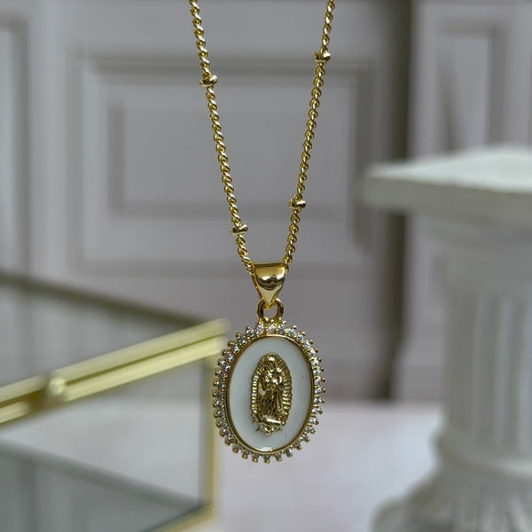 Collar Virgen de Guadalupe Esmaltada Blanco