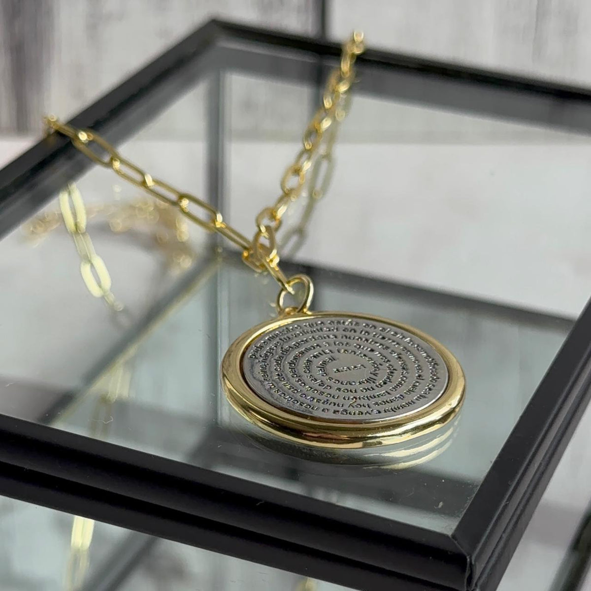 Collar Medallón Padre Nuestro