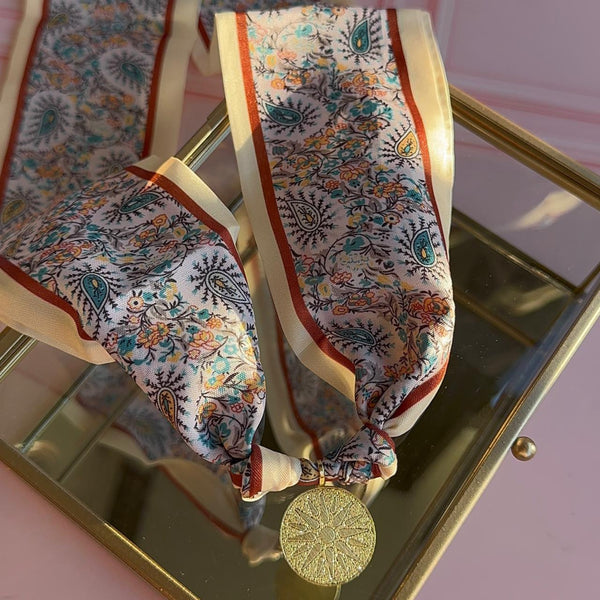 Collar Pañuelo - Medalla Sol