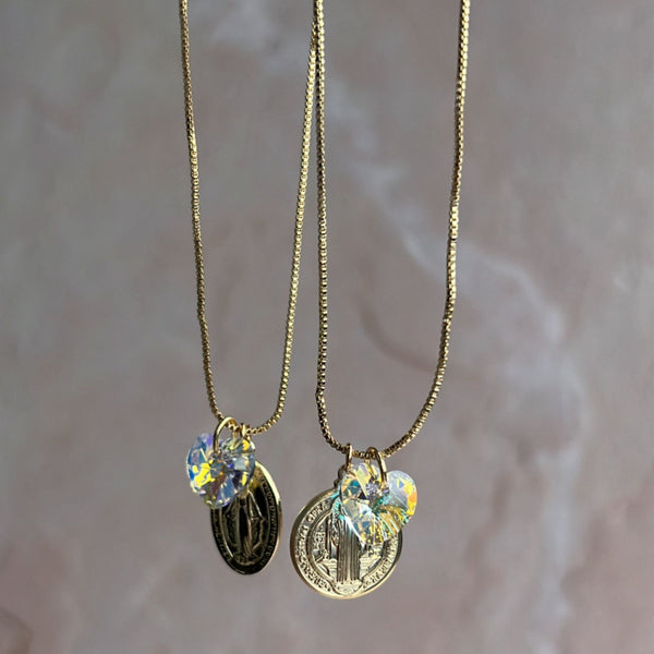 Collar San Benito- Virgen de los Milagros con Corazón Cristal