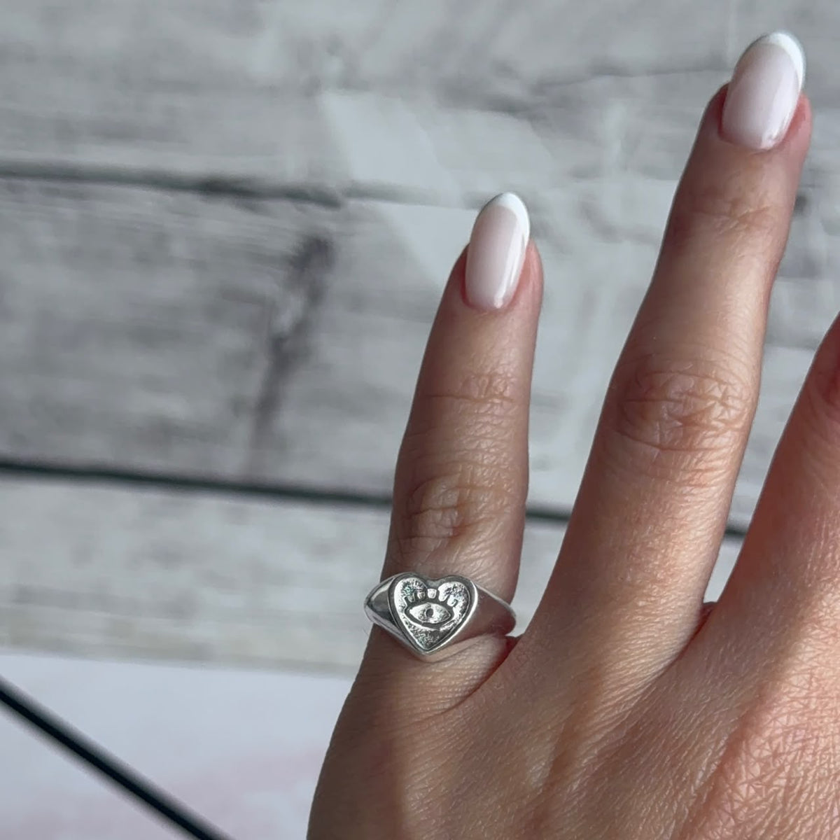 Anillo Midi - Corazón Ojito