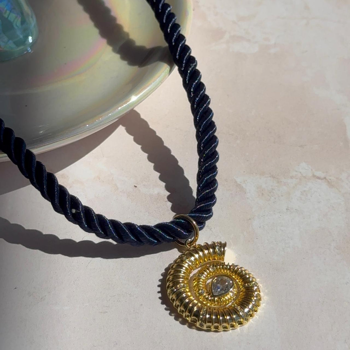 Collar Cordón de Seda Azul - Caracola