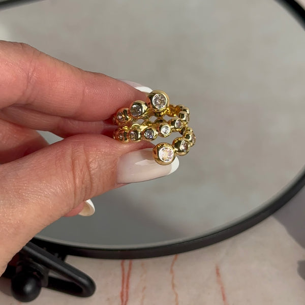 Anillo Corina