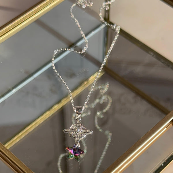 Collar Nudo de Bruja con Estrella Cristal