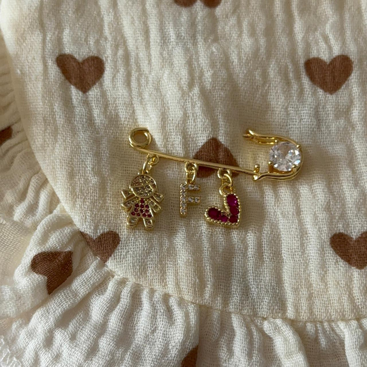 Prendedor Hija con Letra Personalizada