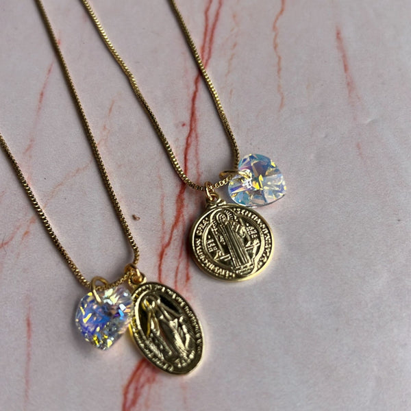 Collar San Benito- Virgen de los Milagros con Corazón Cristal
