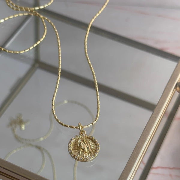 Collar Virgen María