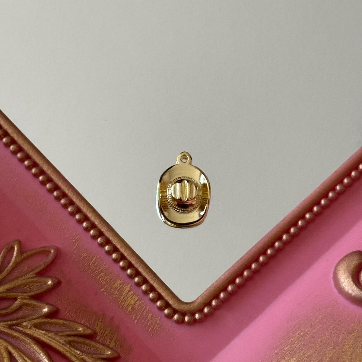 Charm Sombrero Baño de oro