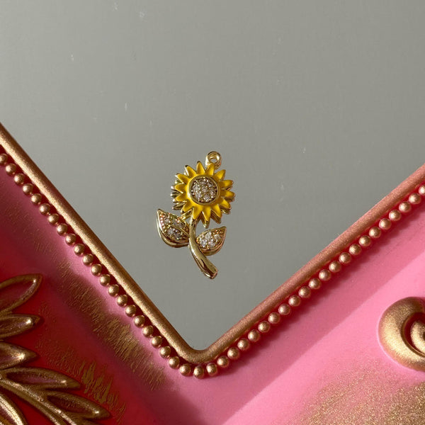Charm Flor Girasol Colores Baño de oro