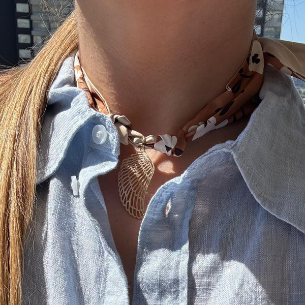 Collar Pañuelo - Medalla Alita