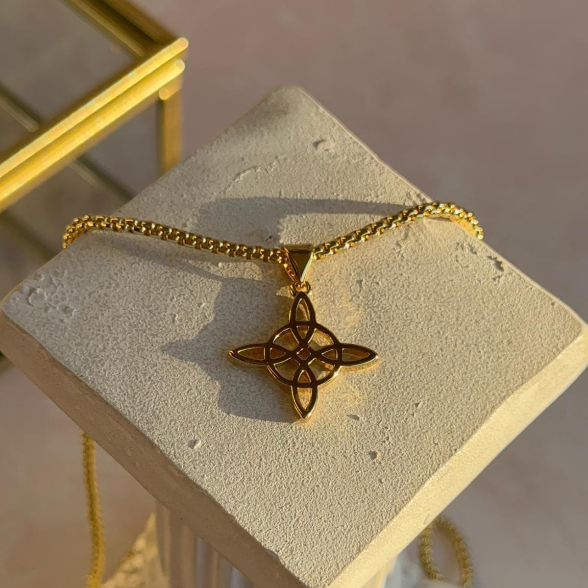 Collar Nudo de Bruja I