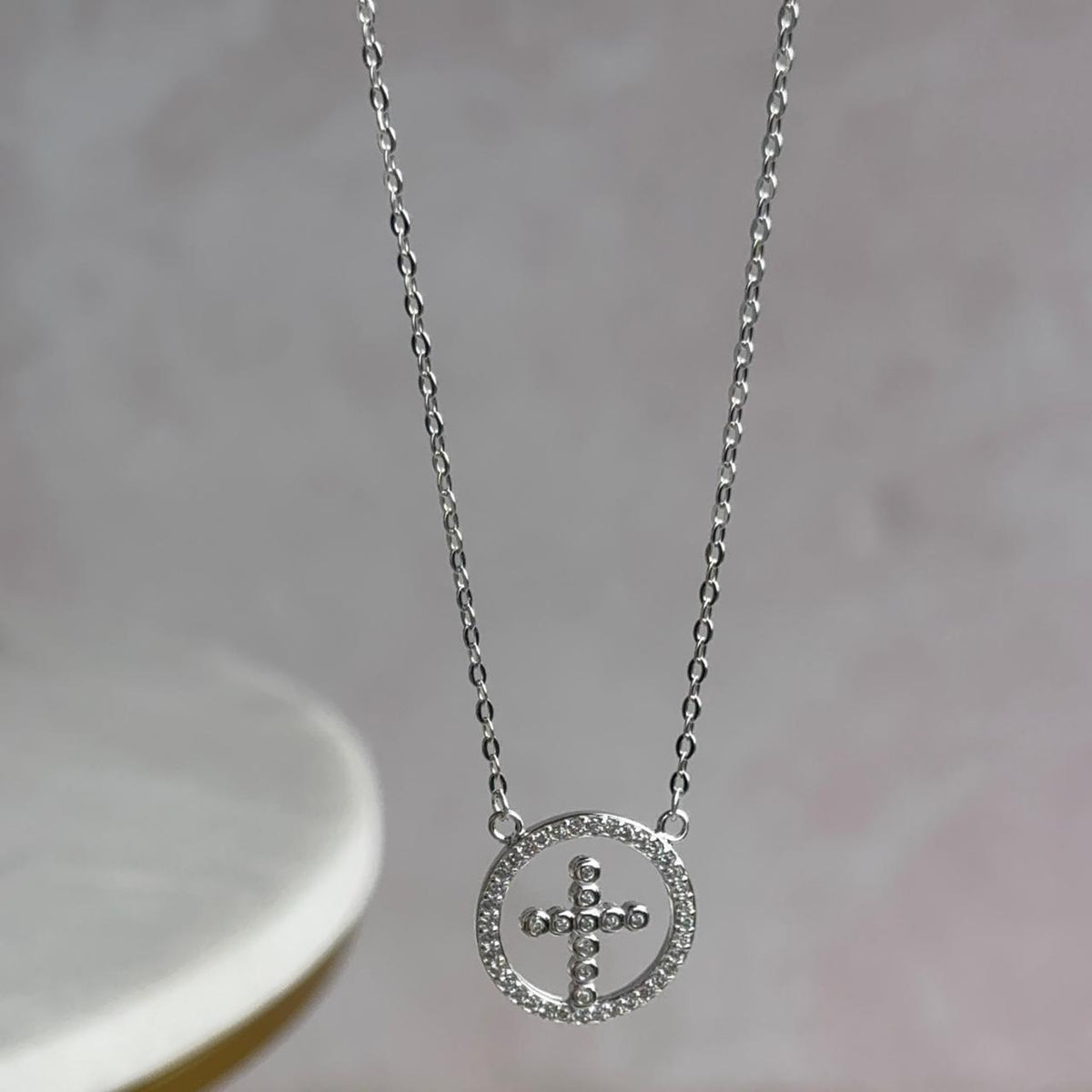 Collar Cruz Circones