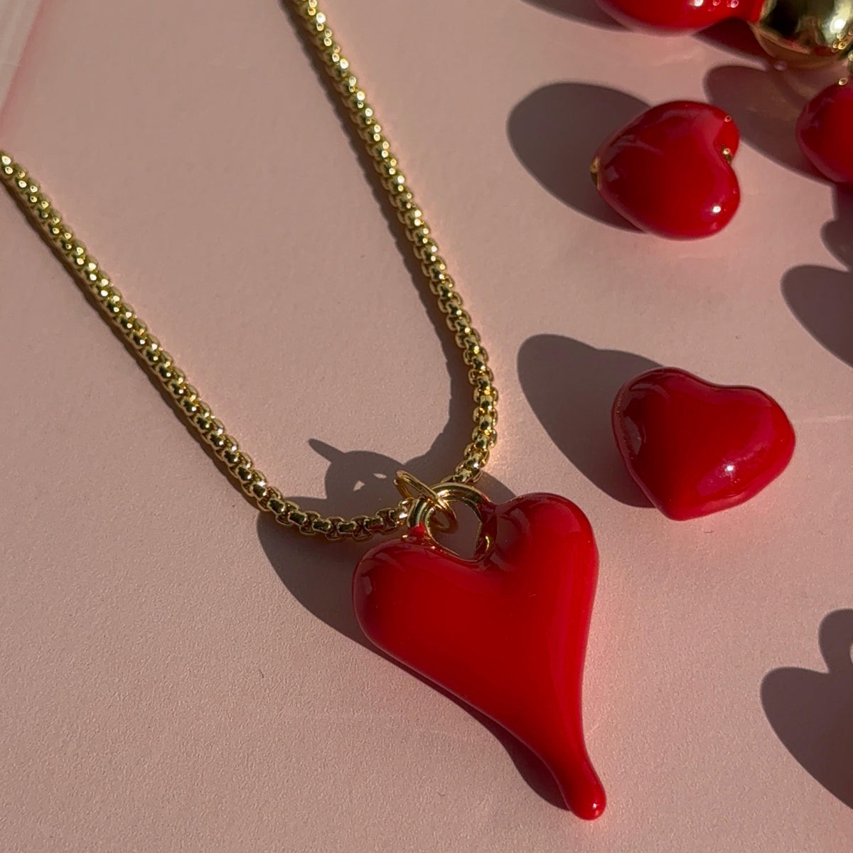 Collar Corazón Rojo Alargado