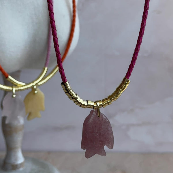 Collar Cuero Trenzado y Piedra Pez