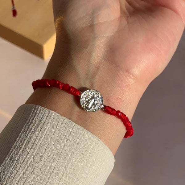 Pulsera Roja con Cristales y San Benito
