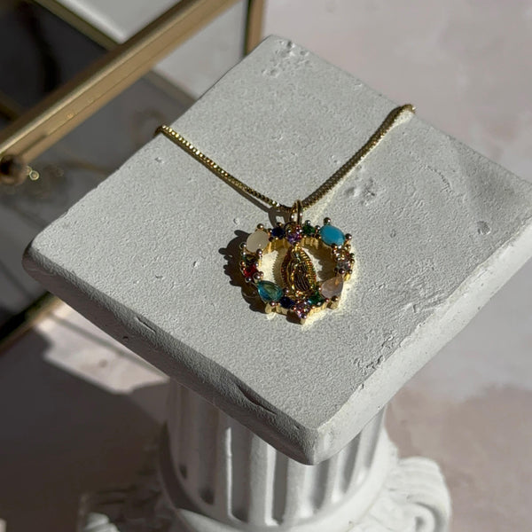 Collar Virgen de Guadalupe Forma Corazón