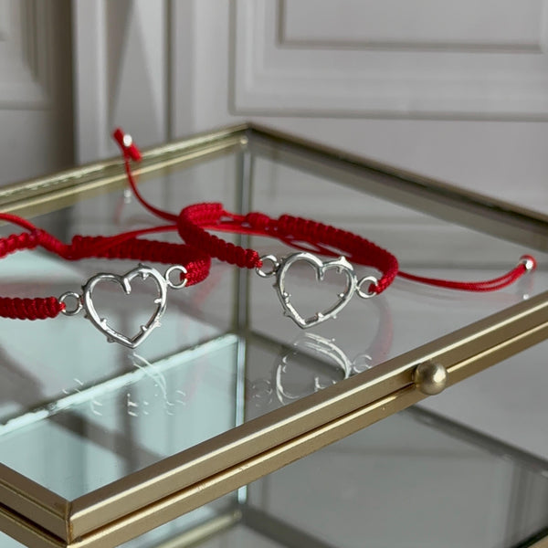 Pulsera Roja Karol G