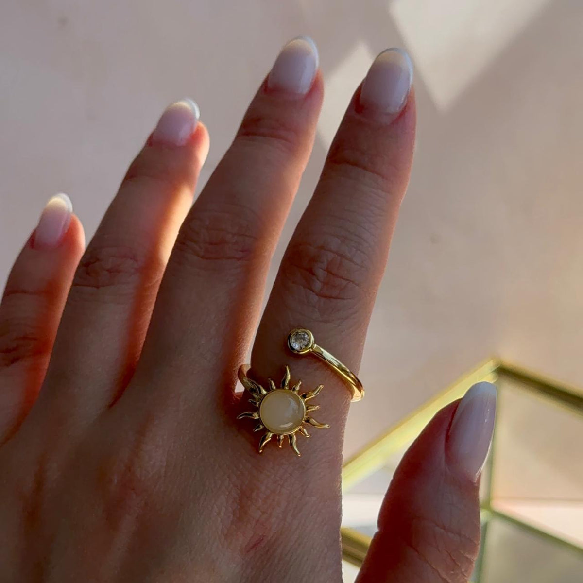 Anillo Sol y Punto de Luz