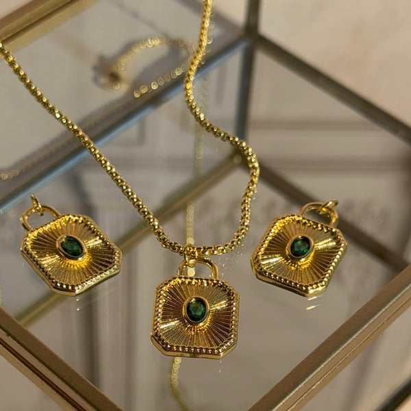 Collar Medallón Jade
