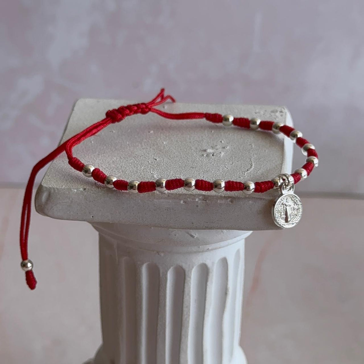 Pulsera Roja San Benito con Balines II