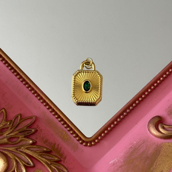 Charm Medallón Jade