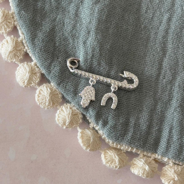 Prendedor Mano de Fátima y Herradura