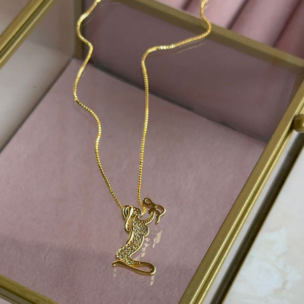 Collar Mamá con Hijo en Brazos