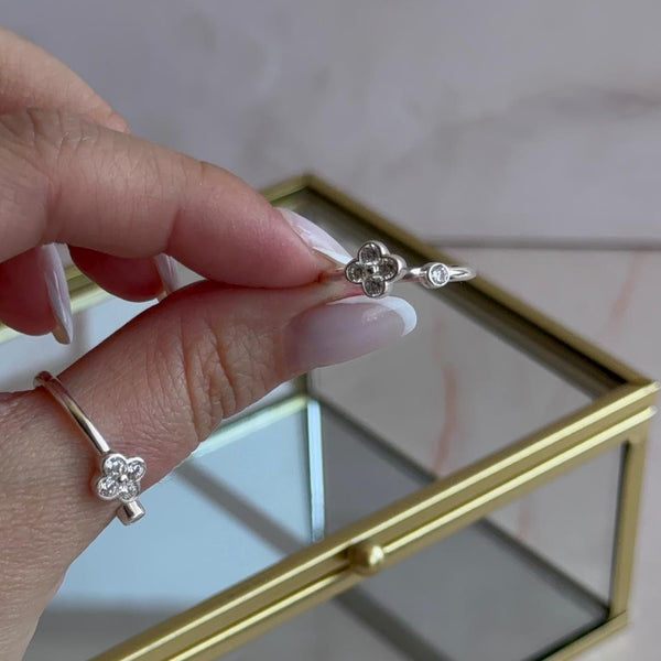 Anillo Flor Circones