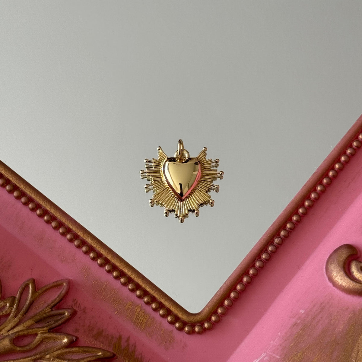 Charm Corazón Detente