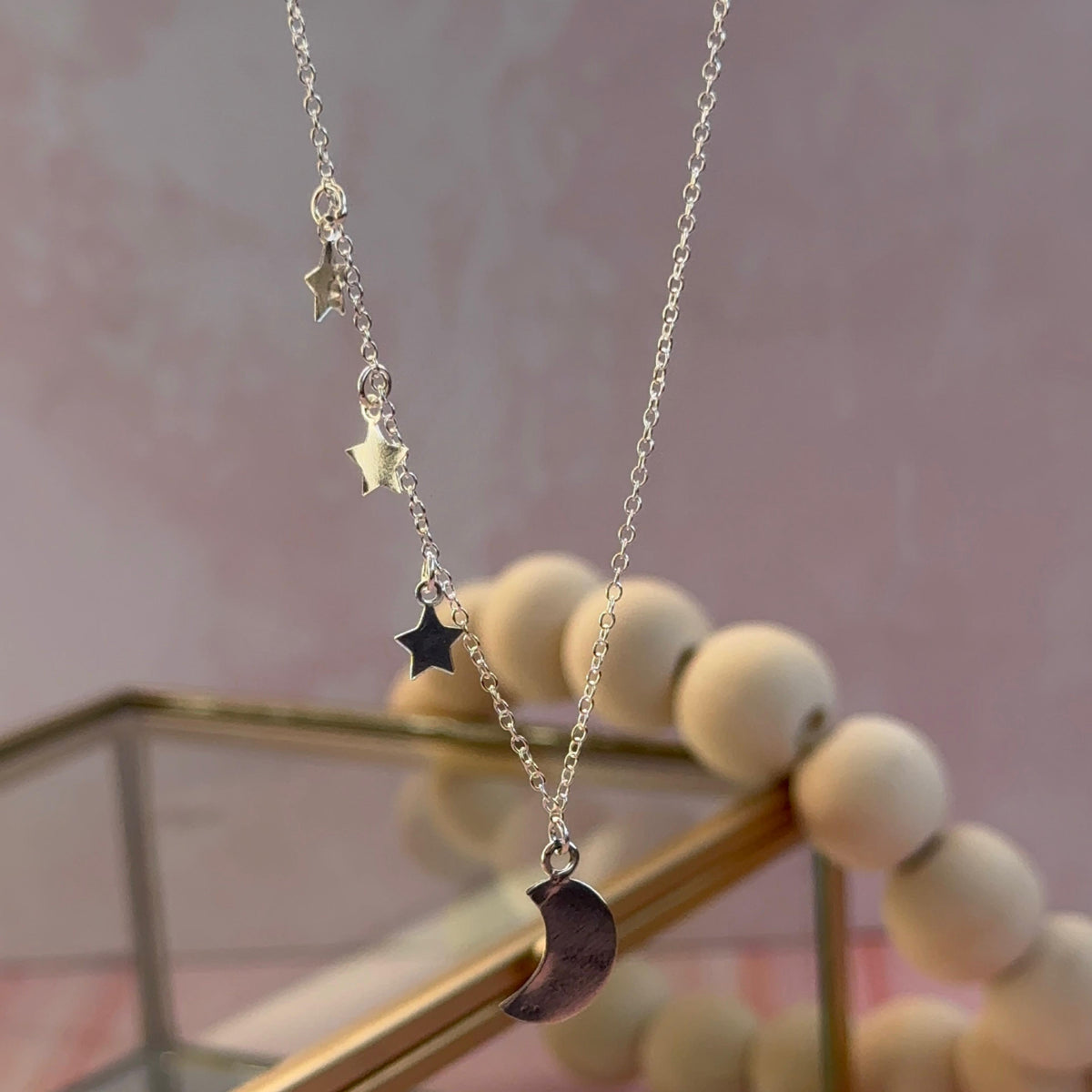 Collar Luna y Tres Estrellas