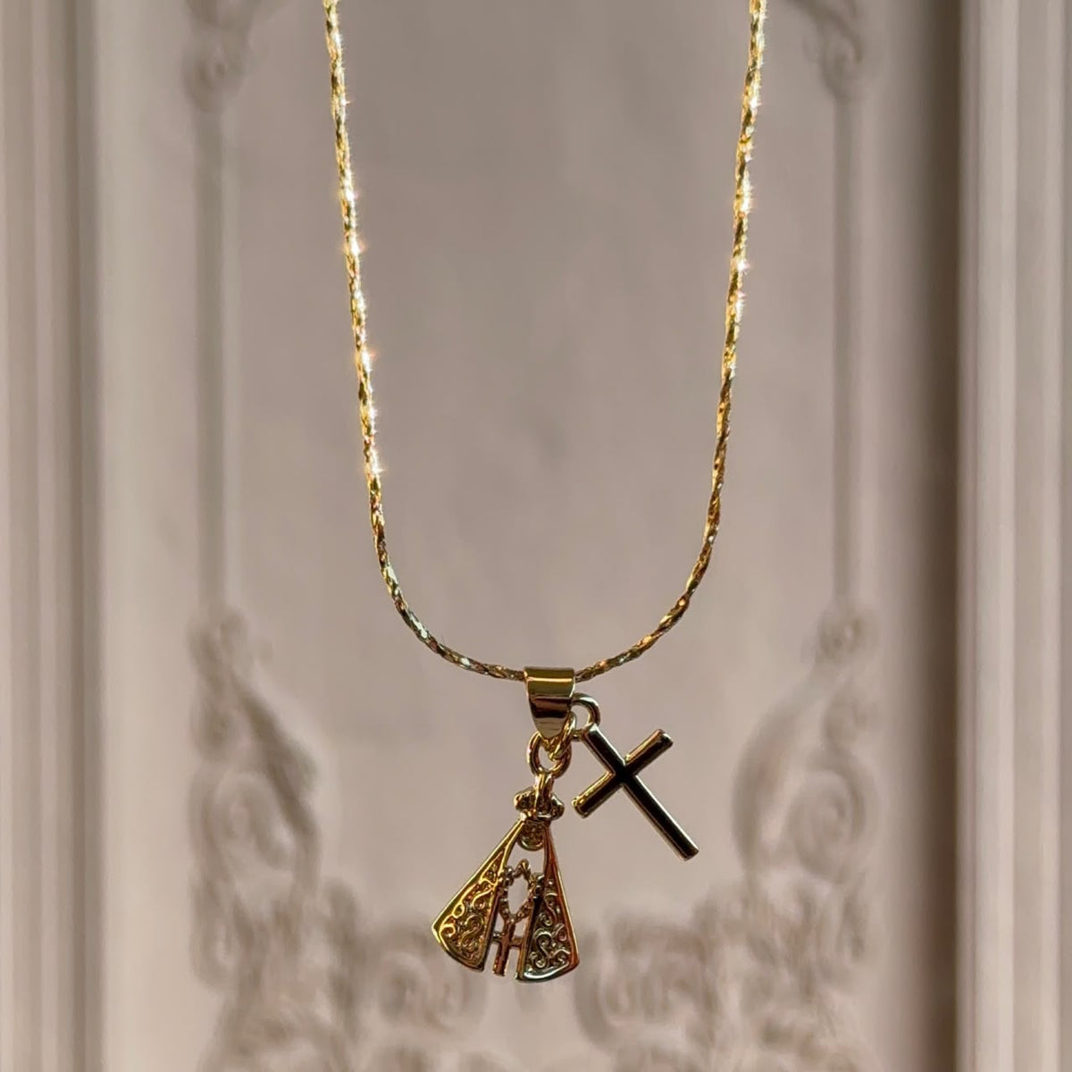 Collar Virgen del Valle y Cruz