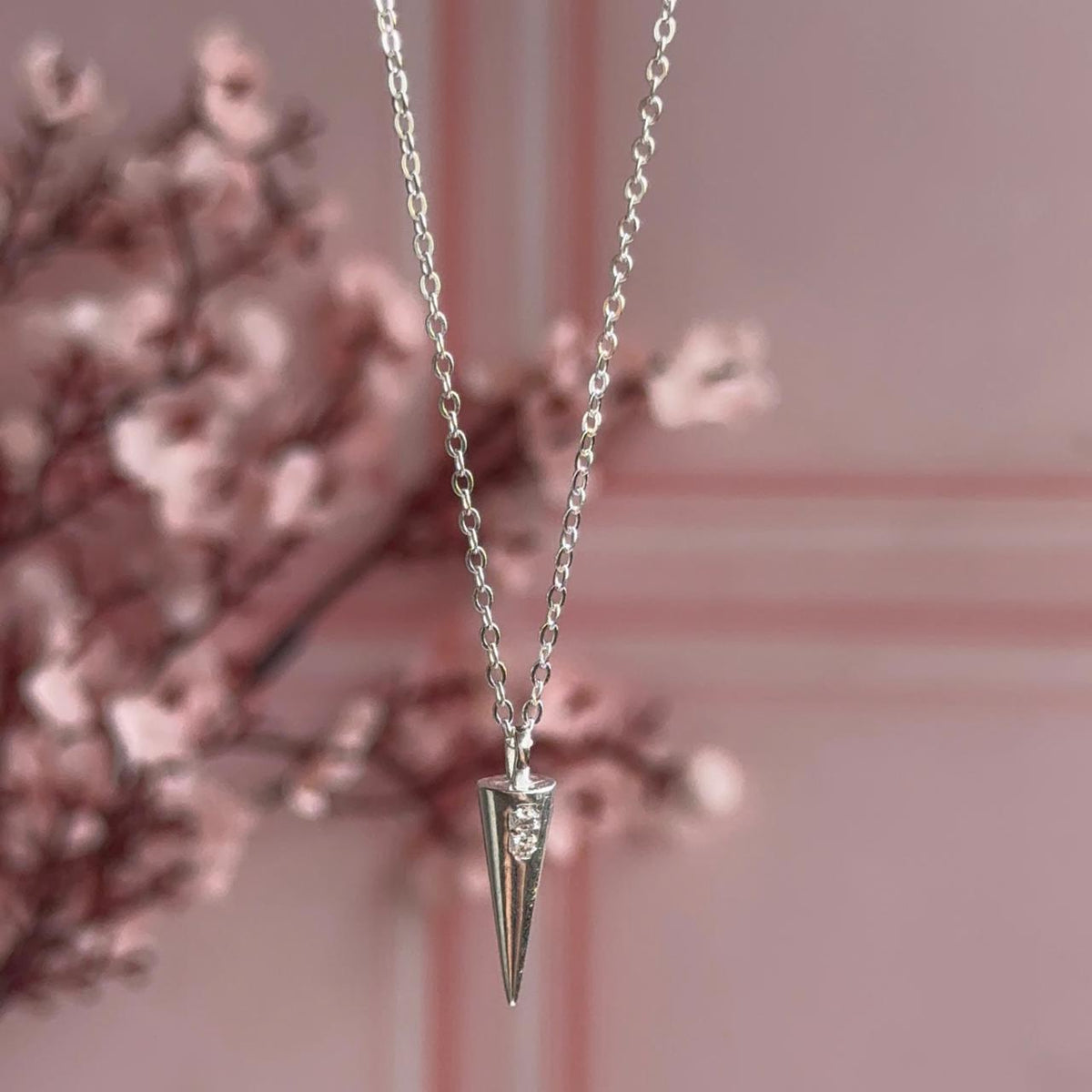 Collar Péndulo Dos Circones