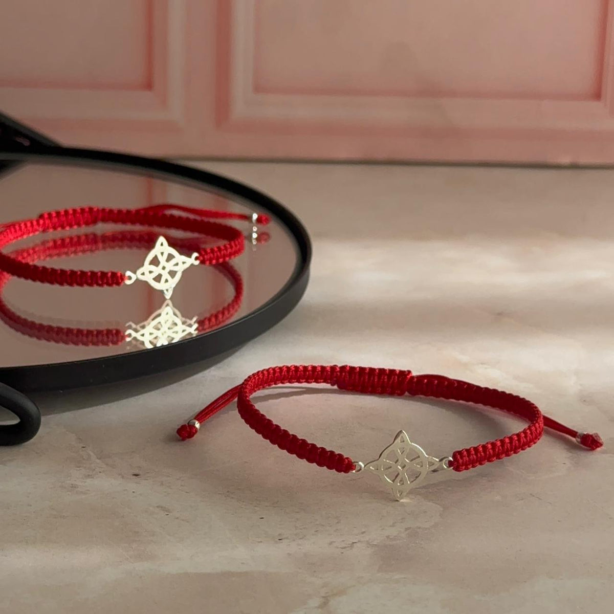 Pulsera Roja Nudo de Bruja