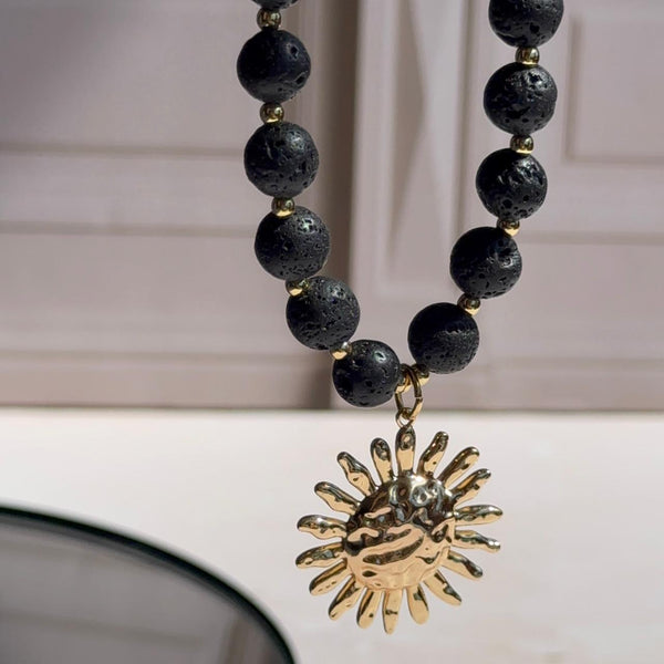 Collar Sol - Piedras Volcánicas