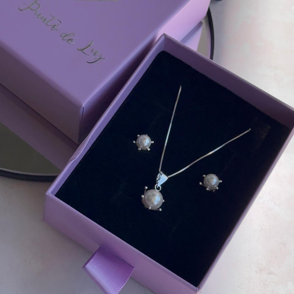 Conjunto Perla con Pistillo