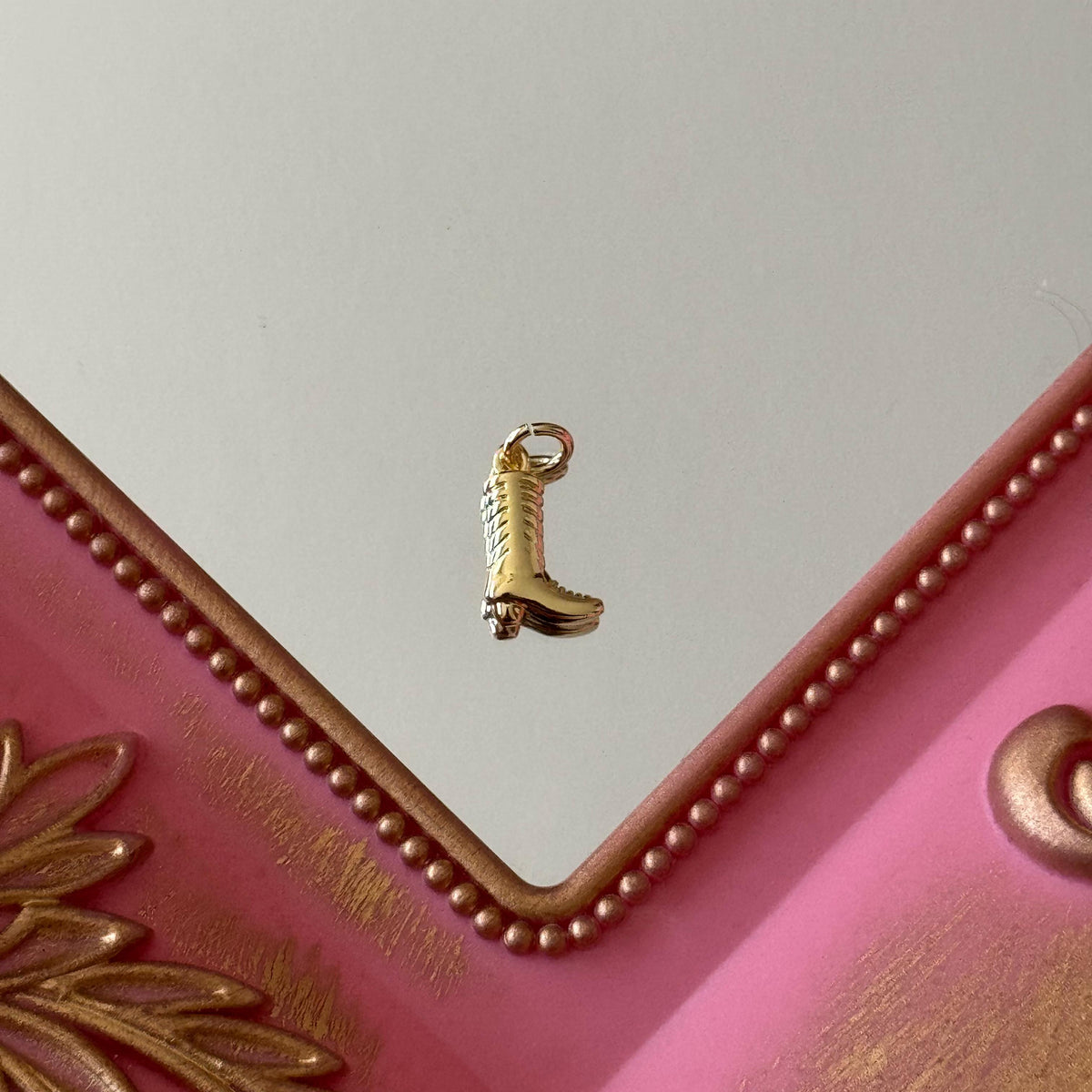 Charm Botita Baño de oro