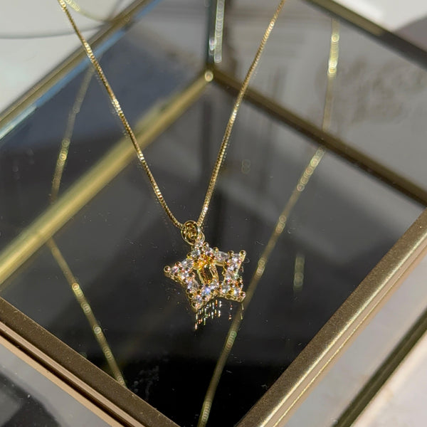 Collar Virgen de Guadalupe Forma Estrella