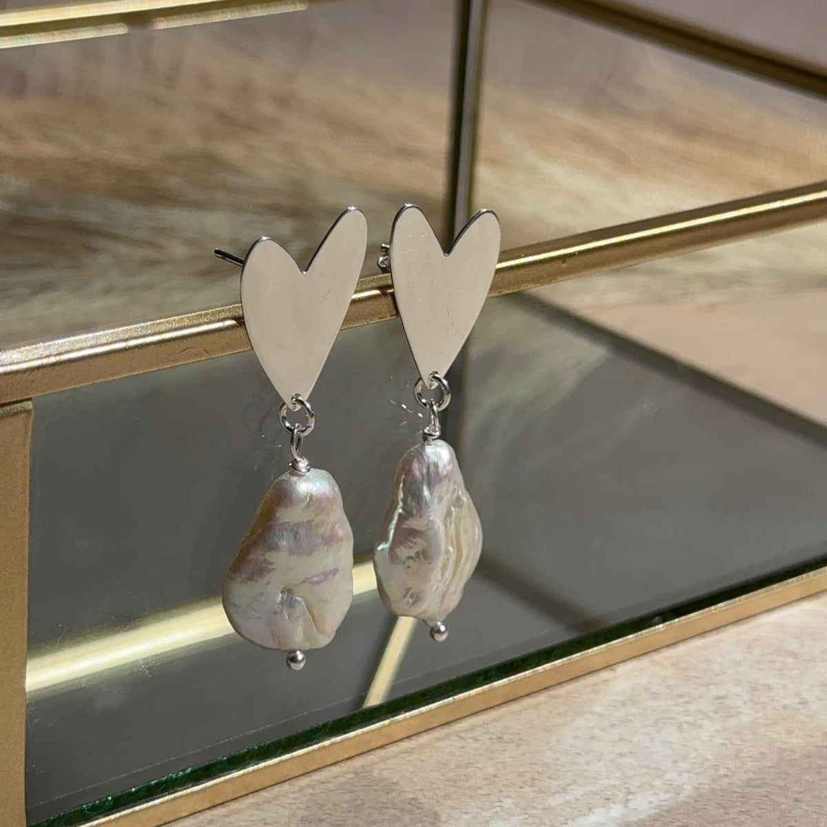 Aros Corazón con Perla de Río