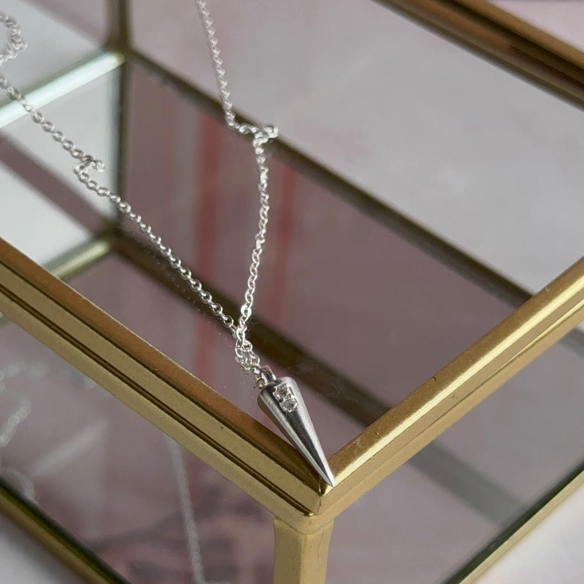 Collar Péndulo Dos Circones