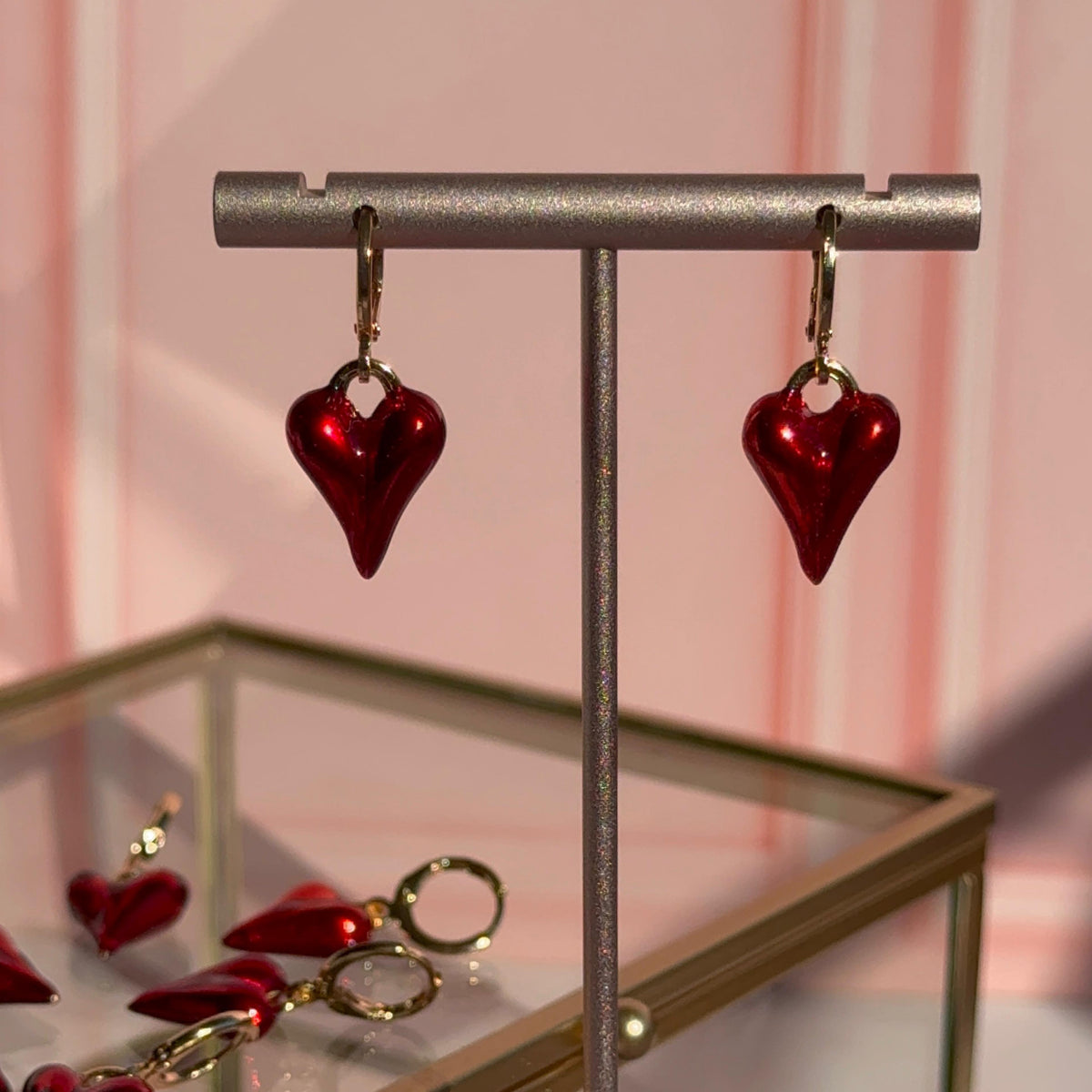 Aros Huggies Corazón Rojo Satín