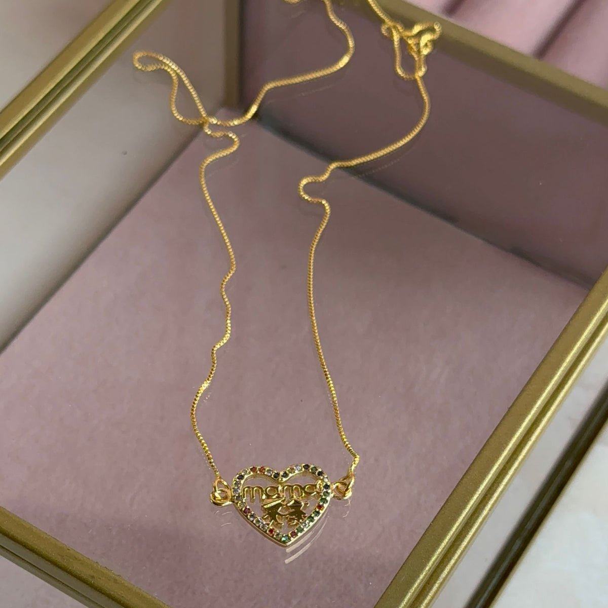 Collar Mamá Corazón Circones