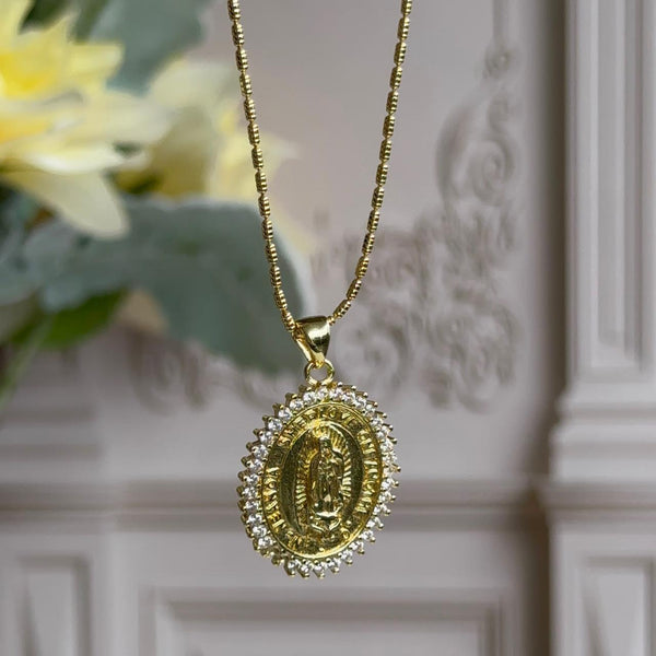 Collar Virgen de Guadalupe Circones Blanco
