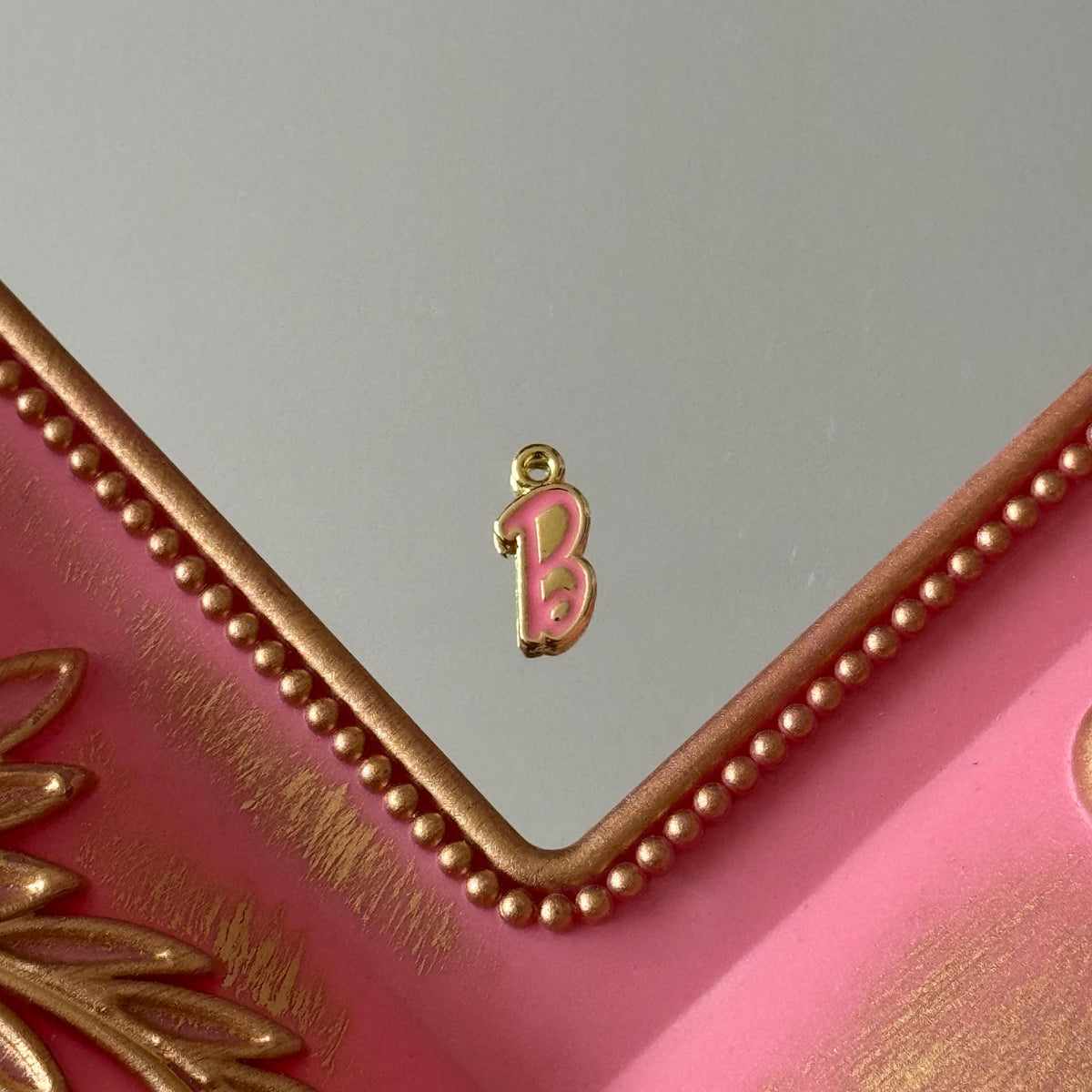Charm Barbie Esmaltado Baño de oro