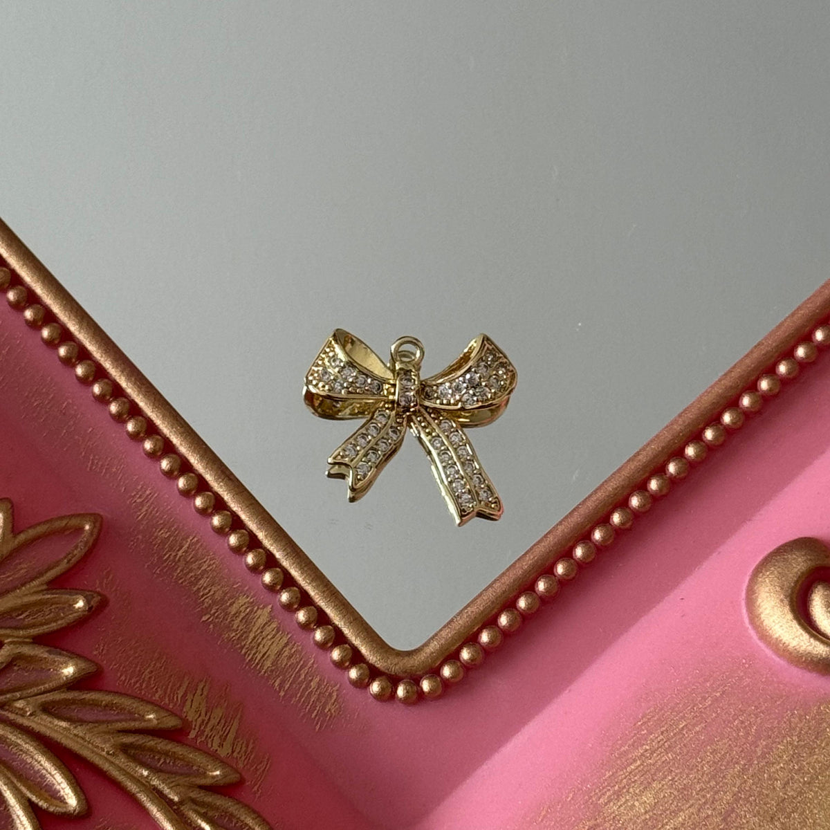 Charm Cinta Circones Baño de oro