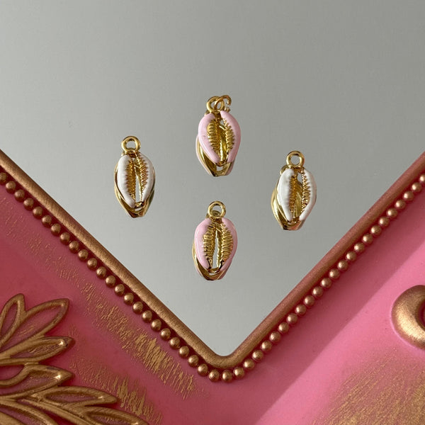 Charm Conchita Esmaltada Baño de oro