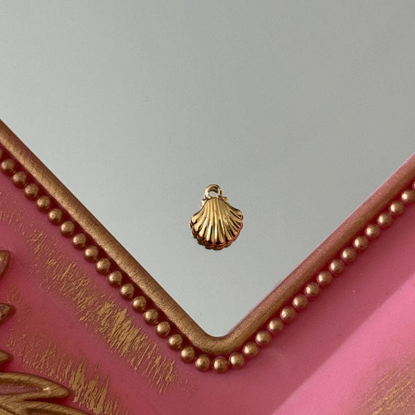 Charm Conchita de Mar Baño de oro