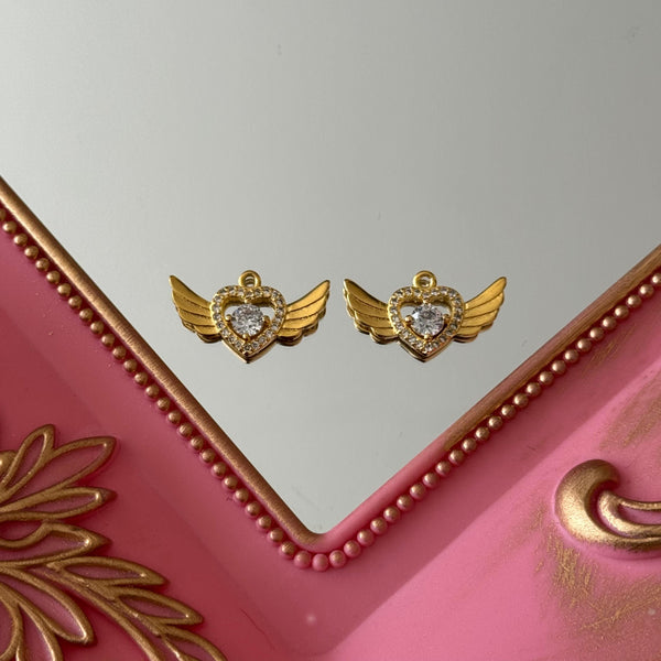 Charm Corazón Alado Circones Baño de oro