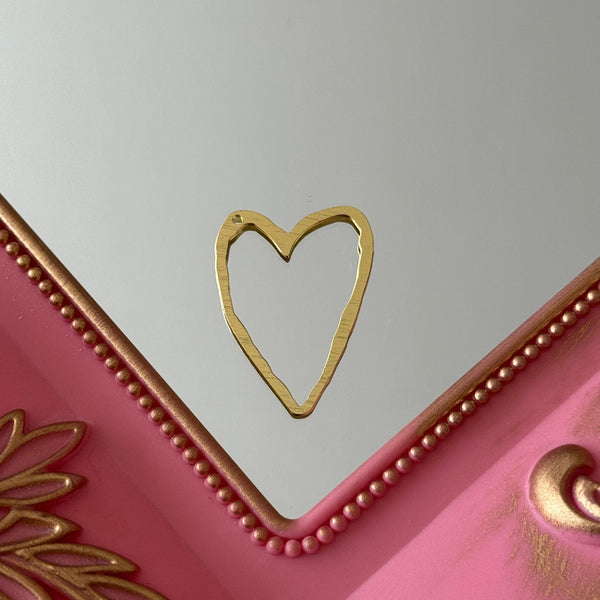 Charm Corazón Calado Baño de oro