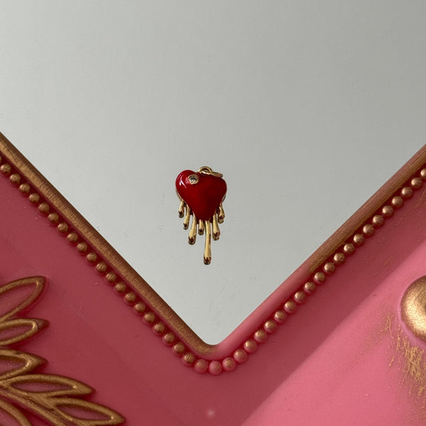Charm Corazón Chorreando Baño de oro